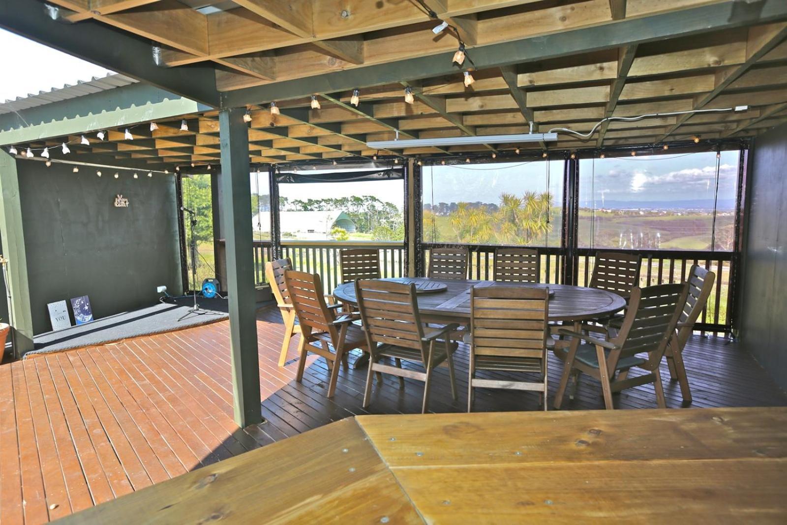 Holiday House In Totara Park โอ๊คแลนด์ ภายนอก รูปภาพ