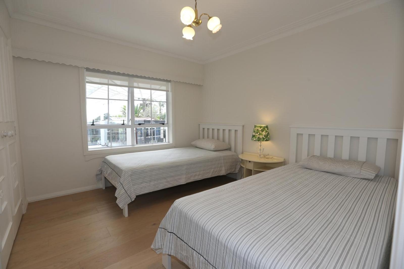 Holiday House In Totara Park โอ๊คแลนด์ ภายนอก รูปภาพ